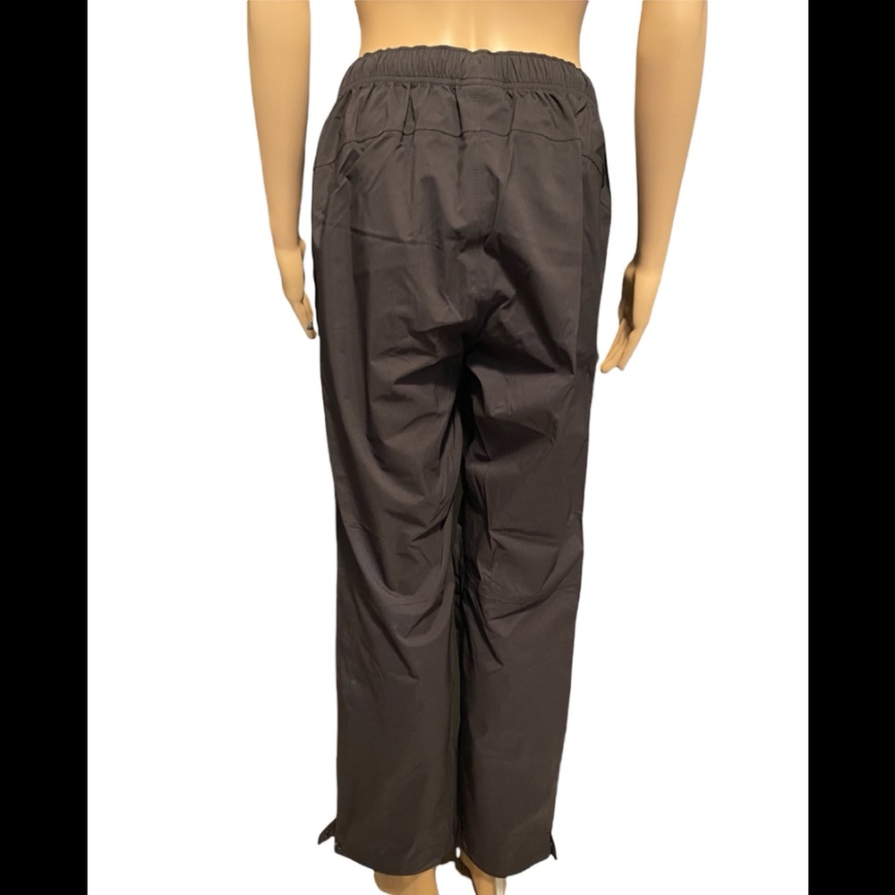 Rei E1 Elements Women’s Watherproo Windproof Brea… - image 2